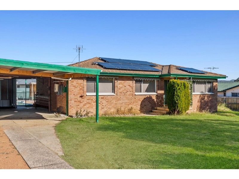 74 Longmore Crescent, Wanniassa ACT 2903