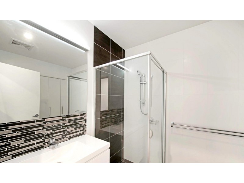 125/230 Flemington Road, Harrison ACT 2914