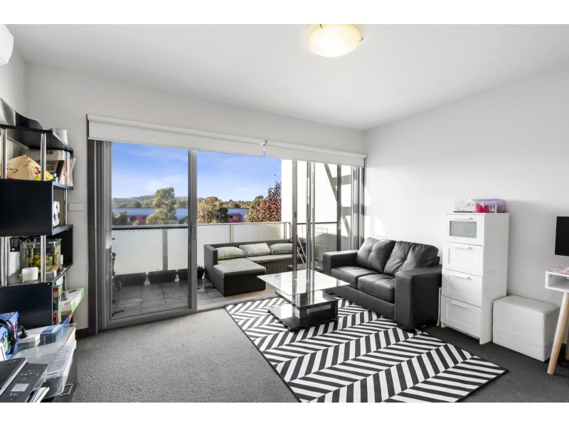 63/41 Clare Burton Crescent, Franklin ACT 2913