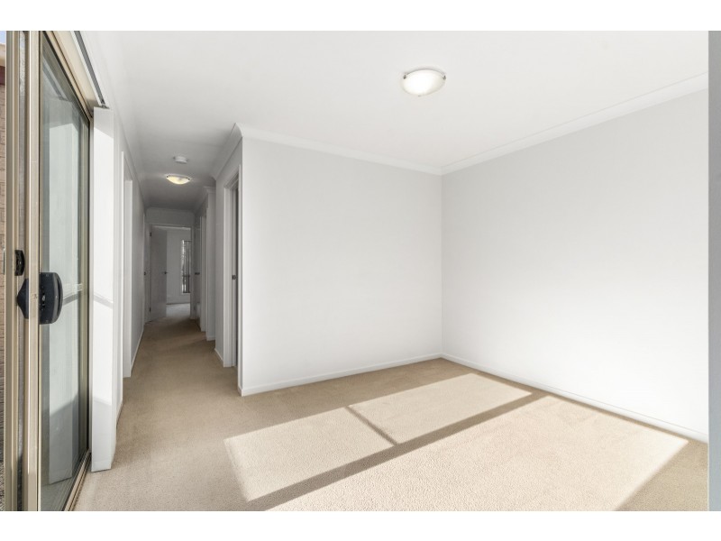 34 James Harrison Street, Dunlop ACT 2615