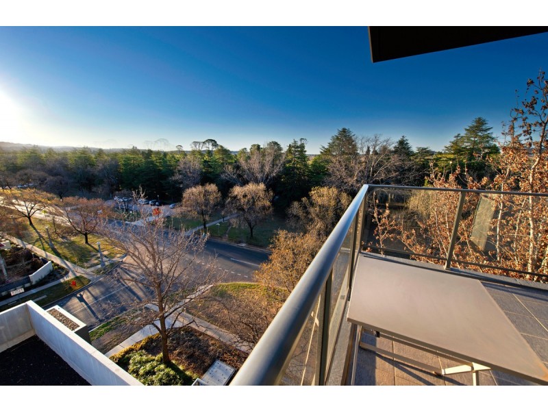 601/4 Masson Street, Turner ACT 2612