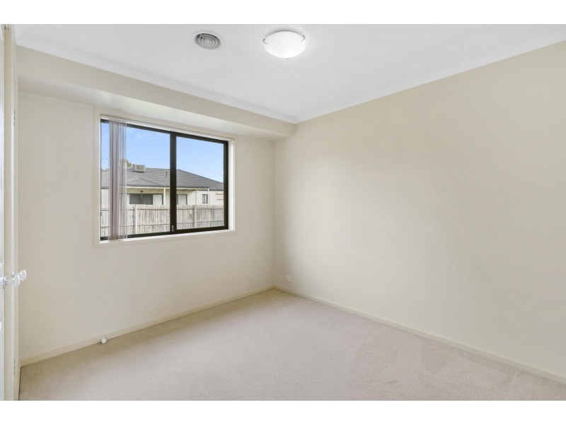 8/9 Gouldsmith Street, Dunlop ACT 2615