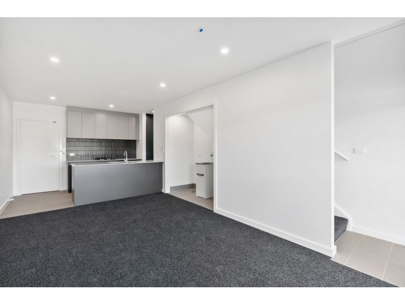 67/60 Kingsland Parade, Casey ACT 2913