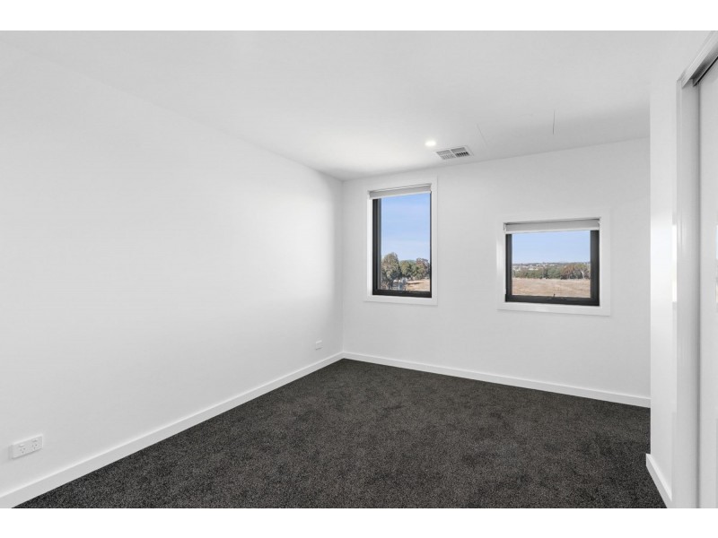 93/60 Kingsland Parade, Casey ACT 2913