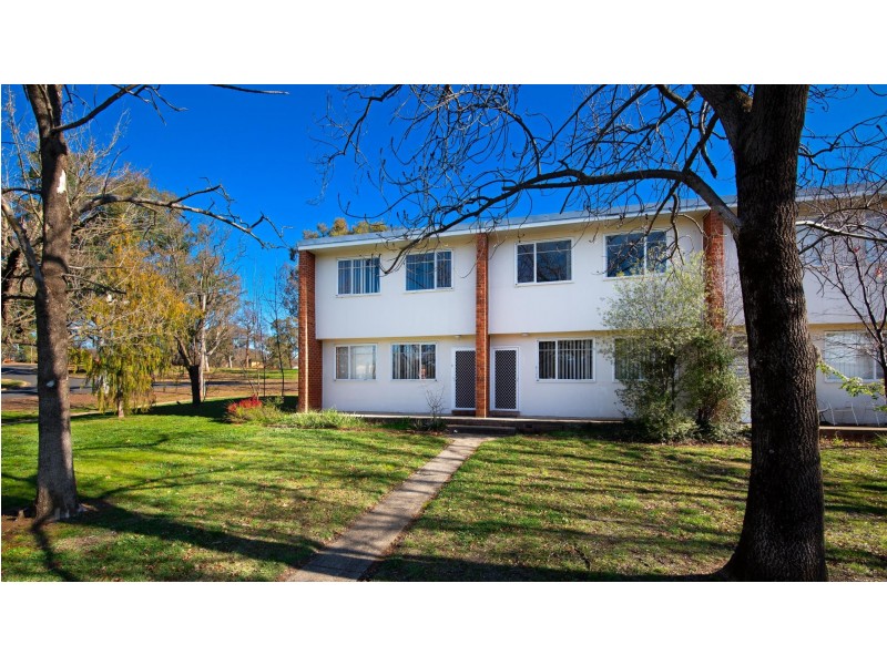 2/48 Stuart Street, Griffith ACT 2603