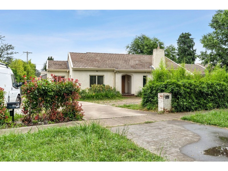 2/5 Gooreen Street, Reid ACT 2612