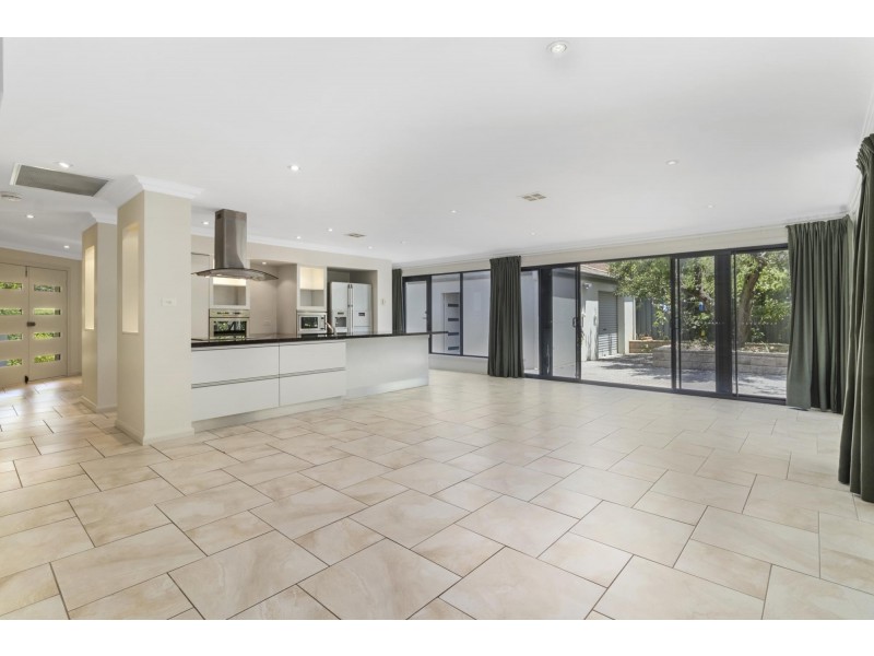 22 Mindarie Street, Narrabundah ACT 2604