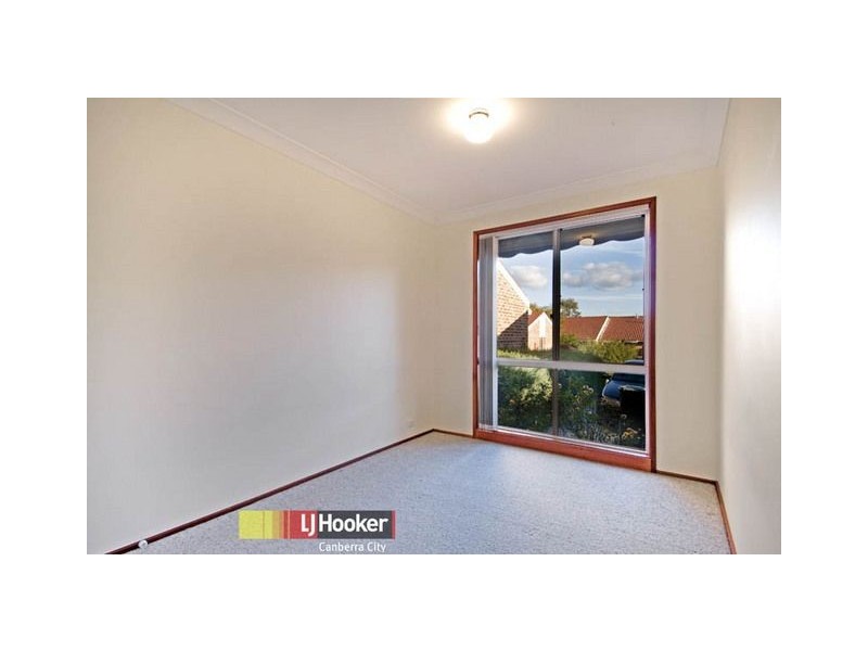 2/76 Wanganeen Avenue, Ngunnawal ACT 2913