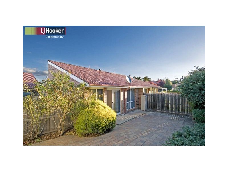 2/76 Wanganeen Avenue, Ngunnawal ACT 2913