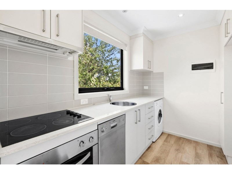 2/15 Combo Court, Harrison ACT 2914