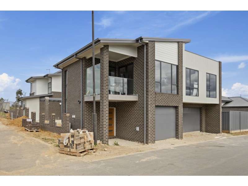 64a Pro Hart Avenue, Holt ACT 2615