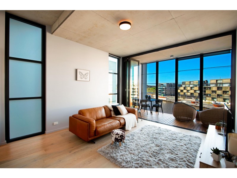 81/43 Eastlake Parade, Kingston ACT 2604