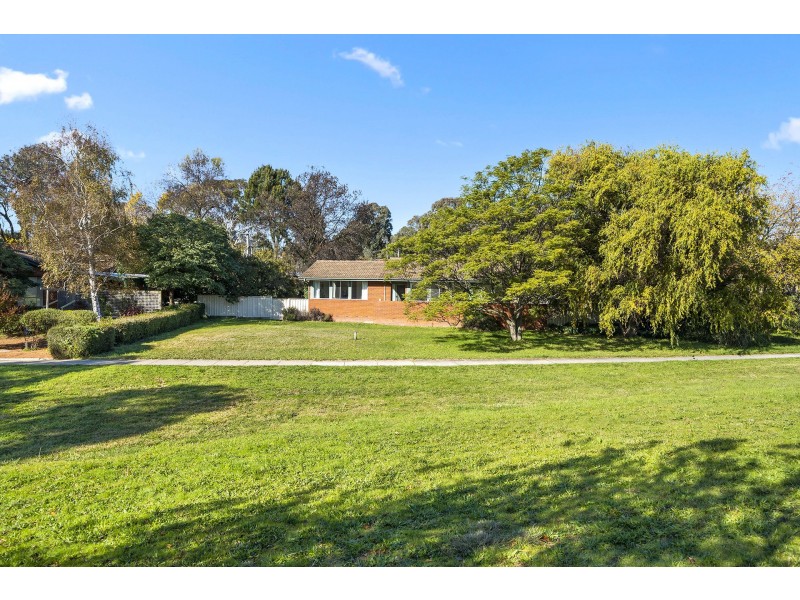 16 Paloona Place, Duffy ACT 2611