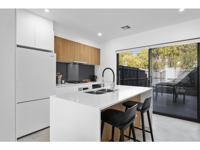 2/3 Lowrie Street, Dickson ACT 2602