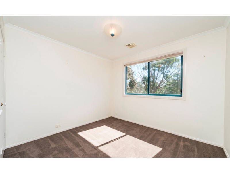 5/2 Dines Place, Bruce ACT 2617