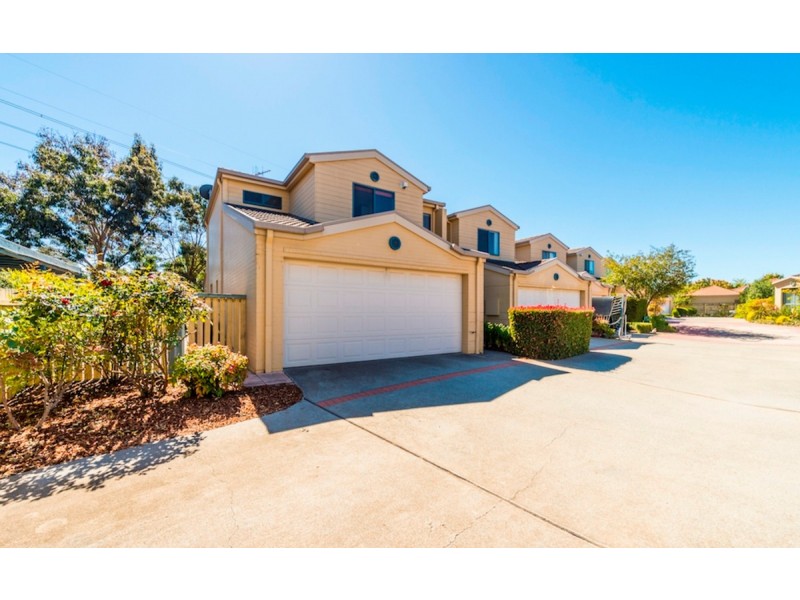 5/2 Dines Place, Bruce ACT 2617