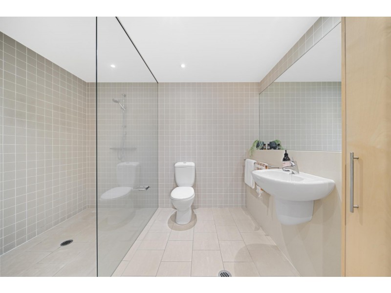 G01/165 Northbourne Avenue, Turner ACT 2612