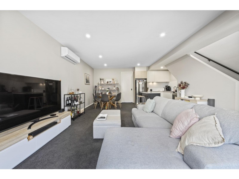 39/6 Ellison Harvey Close, Greenway ACT 2900