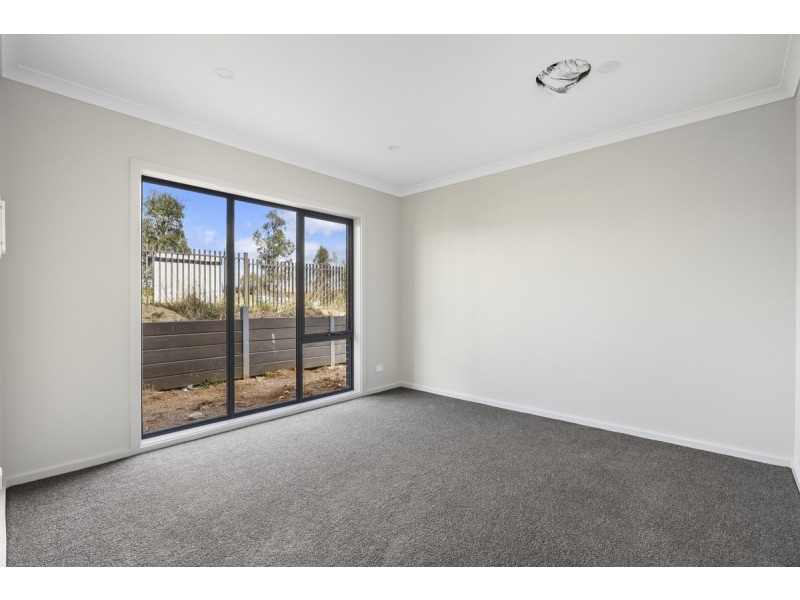 72 Pro Hart Avenue, Holt ACT 2615
