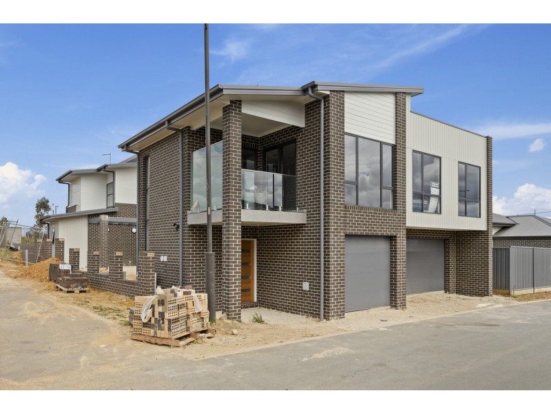 72a Pro Hart Avenue, Holt ACT 2615