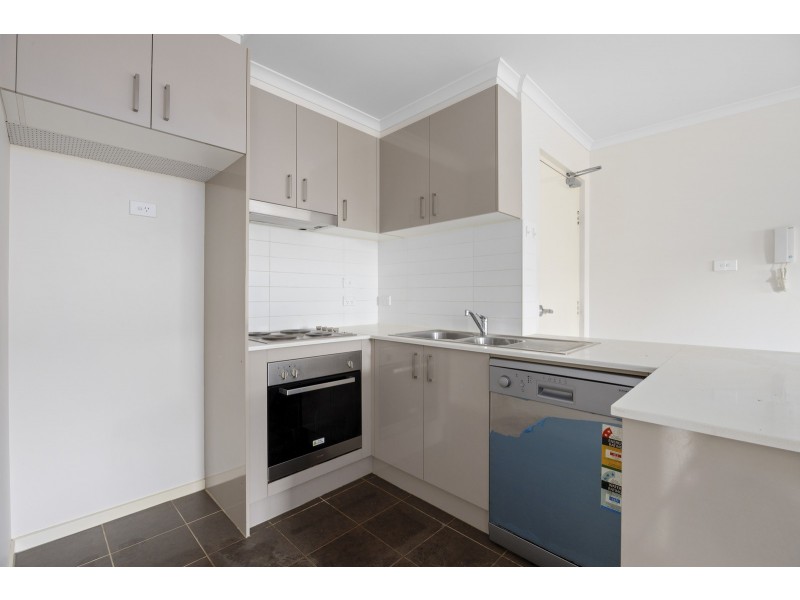 60/75 Elizabeth Jolley Crescent, Franklin ACT 2913