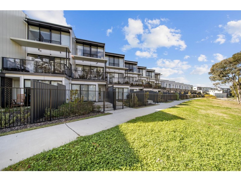 33/6 Ellison Harvie Close, Greenway ACT 2900
