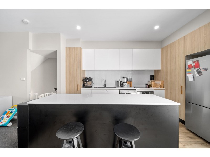 33/6 Ellison Harvie Close, Greenway ACT 2900