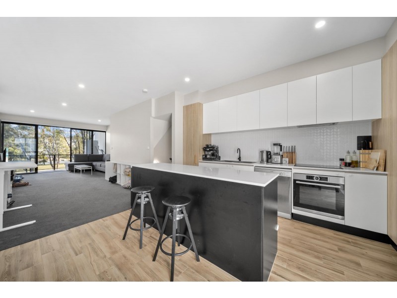 33/6 Ellison Harvie Close, Greenway ACT 2900