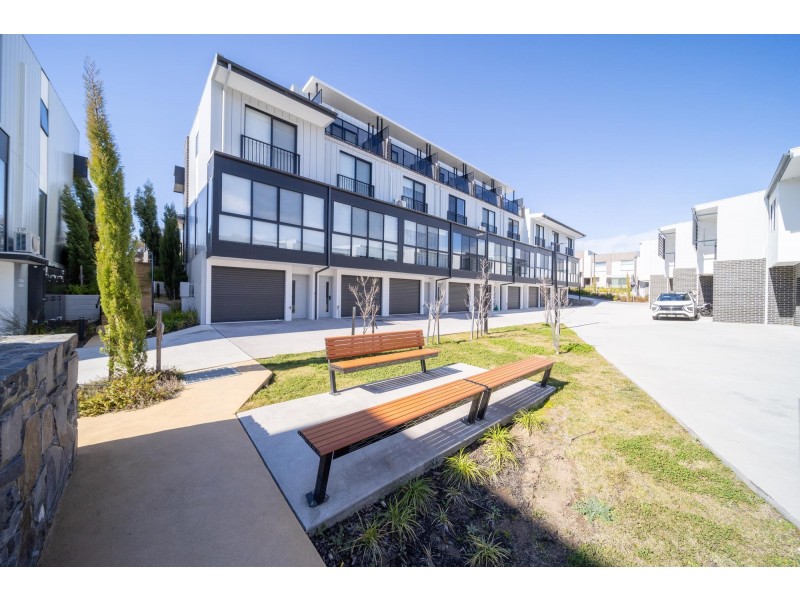 33/6 Ellison Harvie Close, Greenway ACT 2900