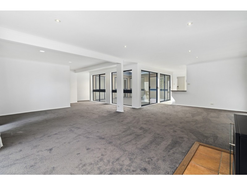 9 Hair Place, Kambah ACT 2902