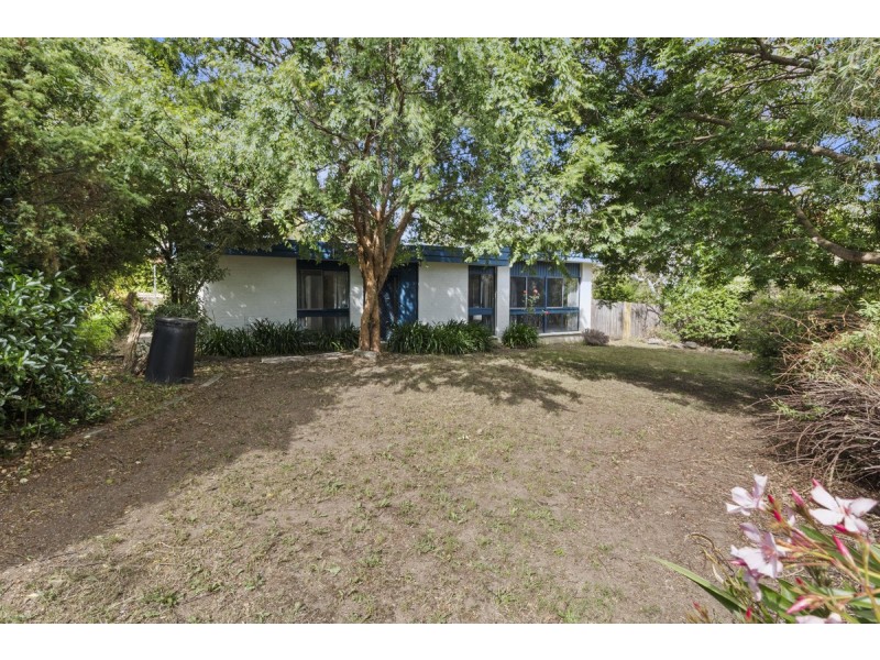 9 Hair Place, Kambah ACT 2902