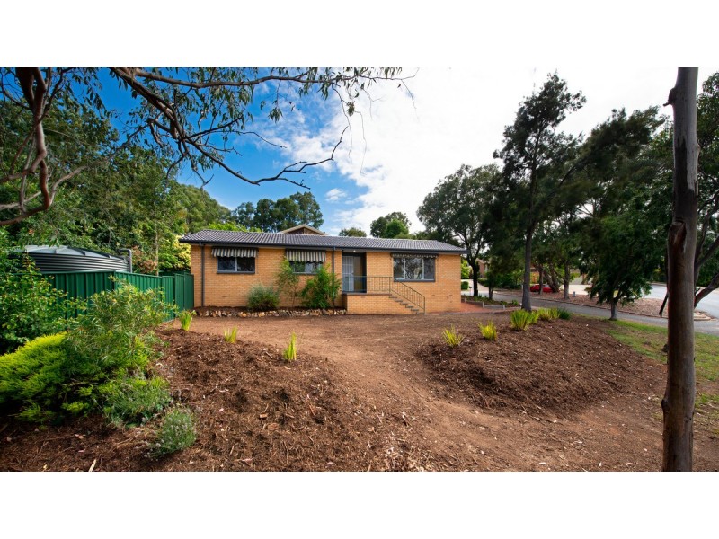 88 Bettington Circuit, Charnwood ACT 2615