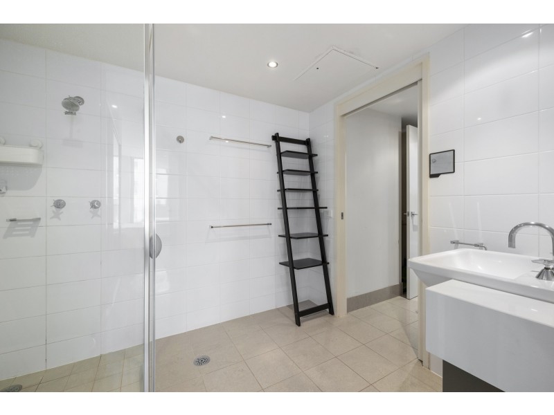 33/2 Edinburgh Avenue, City ACT 2601
