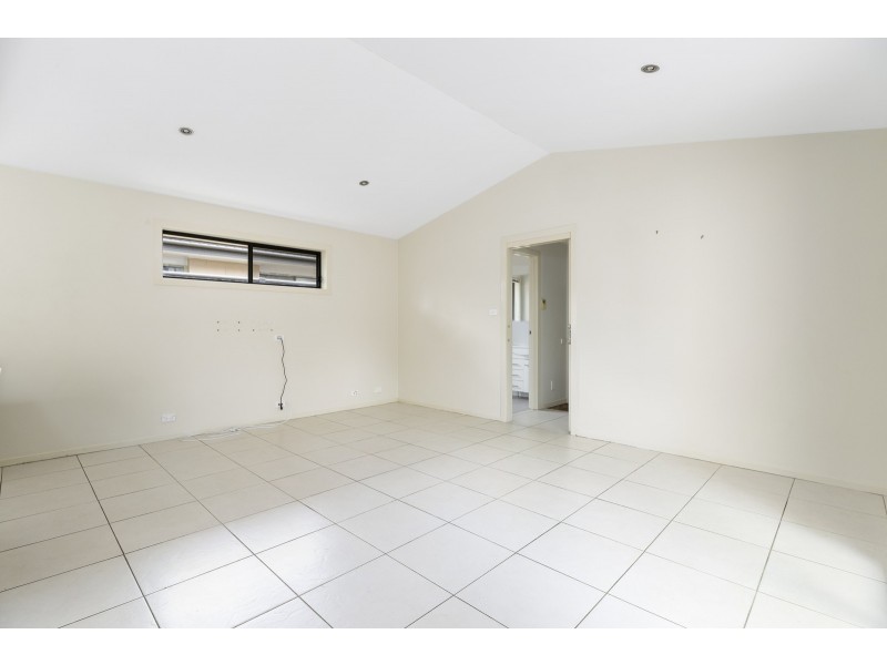 372 Anthony Rolfe Avenue, Harrison ACT 2914