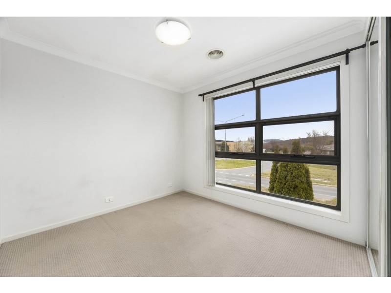 372 Anthony Rolfe Avenue, Harrison ACT 2914