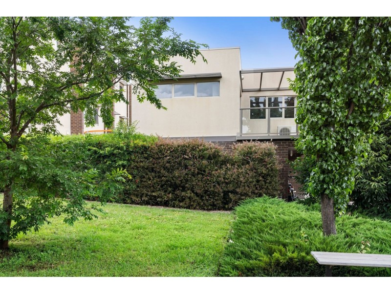 1/70 Kings Canyon Street, Harrison ACT 2914