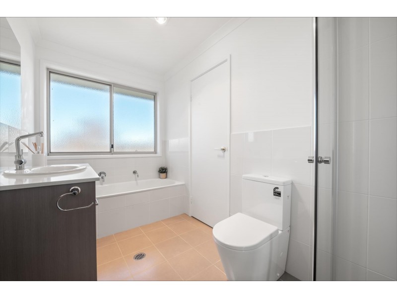 28 Mary Lee Street, Bonython ACT 2905