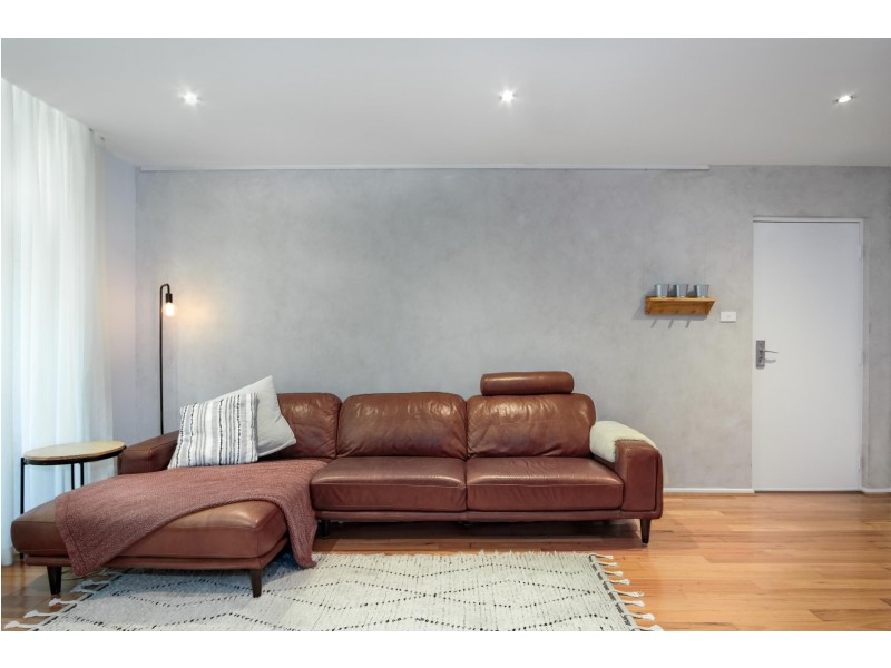 2/42 Henty Street, Braddon ACT 2612