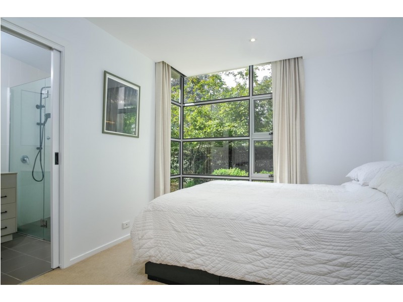 2/42 Henty Street, Braddon ACT 2612
