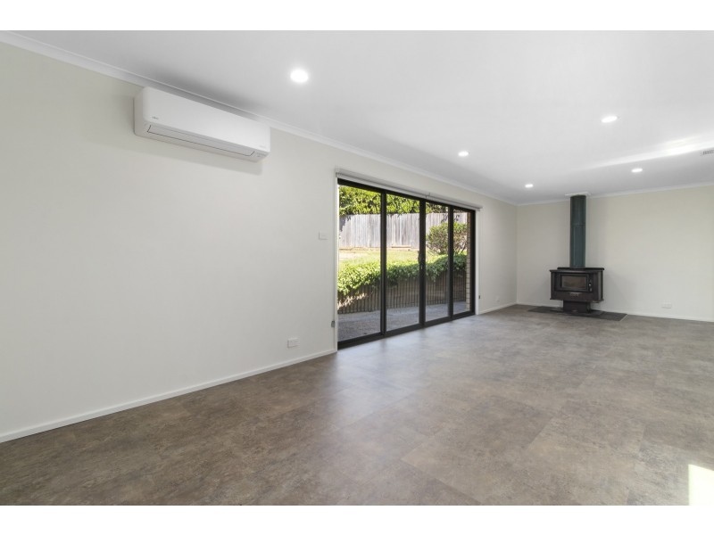 12 Rochford Street, Fraser ACT 2615