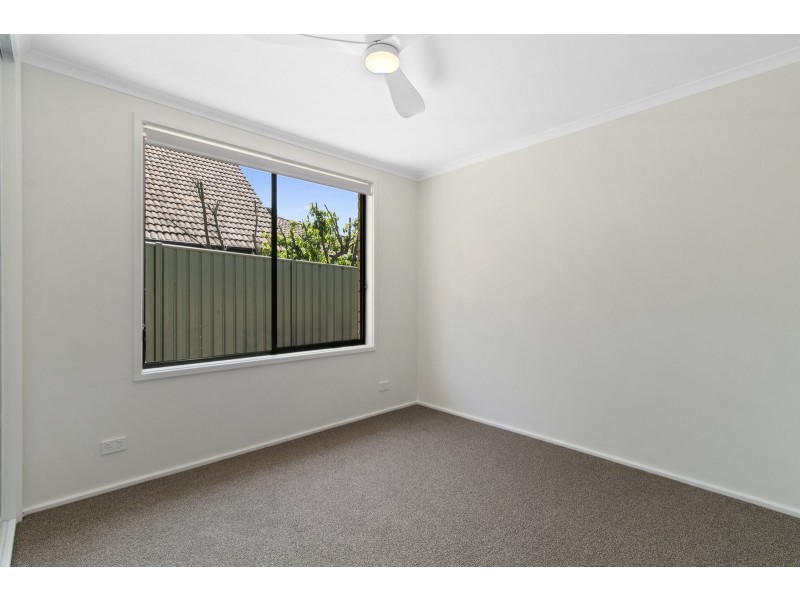 12 Rochford Street, Fraser ACT 2615