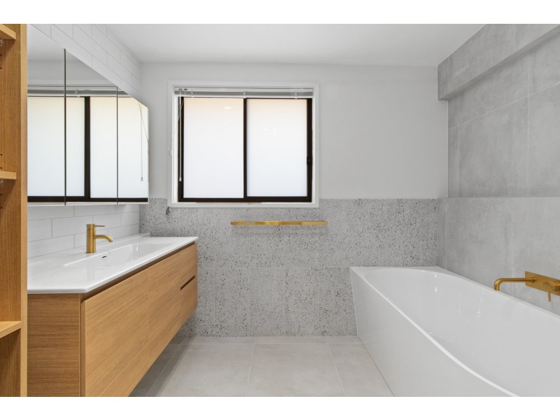 12 Rochford Street, Fraser ACT 2615