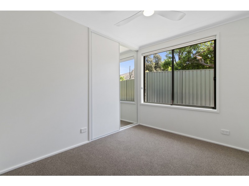 12 Rochford Street, Fraser ACT 2615