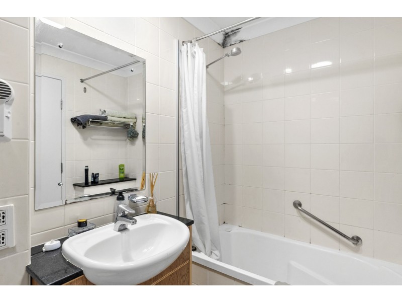 208/2 Akuna Street, City ACT 2601