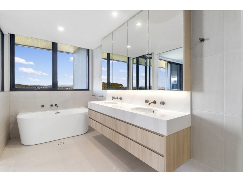 171/44 Constitution Avenue, Campbell ACT 2612