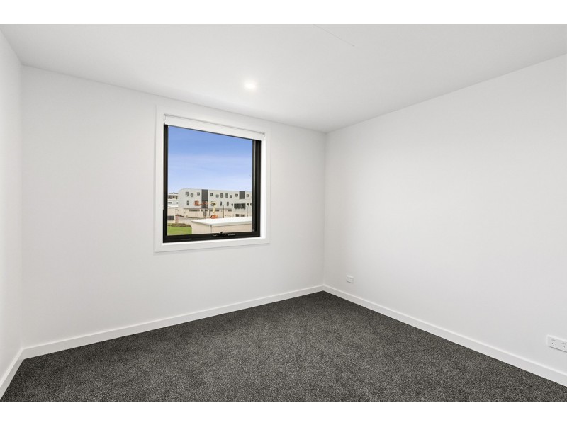 85/60 Kingsland Parade, Casey ACT 2913