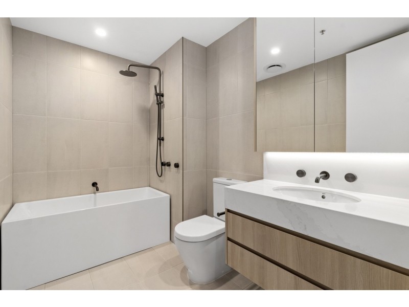 82/44 Constitution Avenue, Campbell ACT 2612