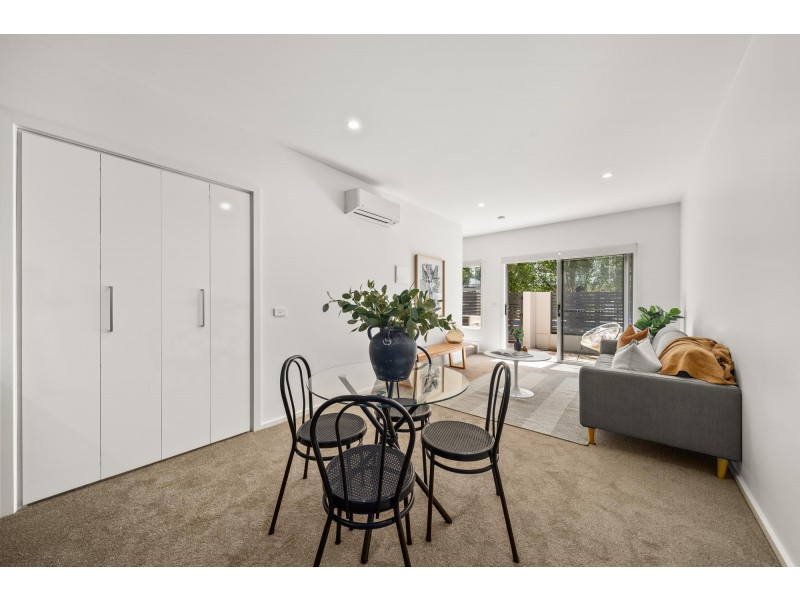 21/233 Flemington  Road, Franklin ACT 2913
