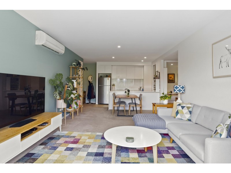 216/50 Eastlake Parade, Kingston ACT 2604