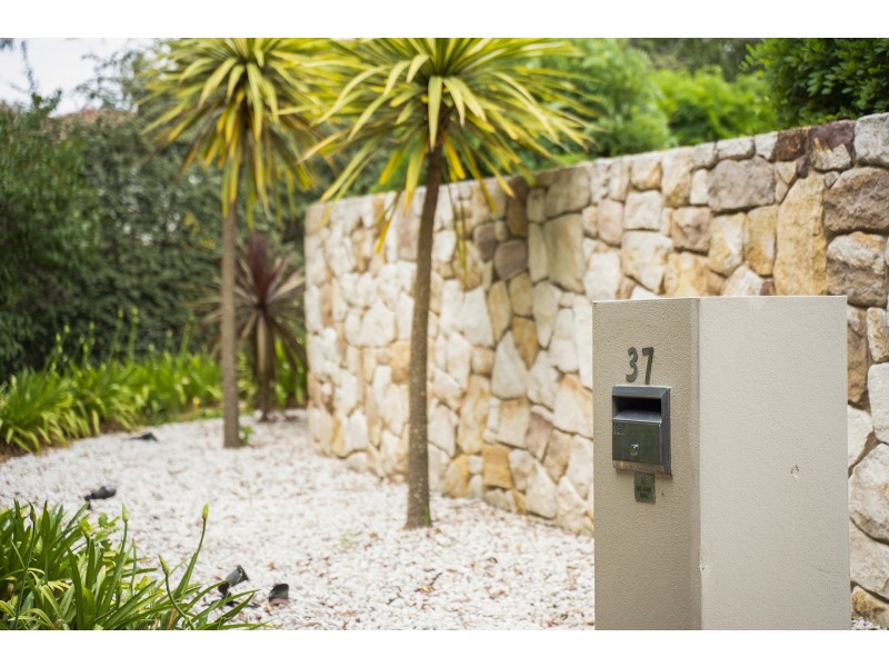 37 Mackennal Street, Lyneham ACT 2602